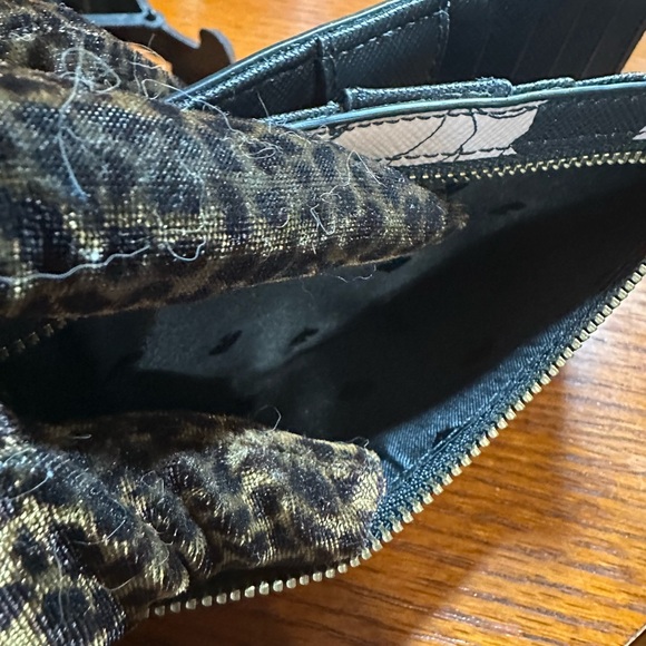 Kate Spade Laurel Way Gardenia Stacy Wallet - Picture 4 of 8